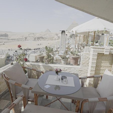 Queen Cleopatra Pyramids Hotell Kairo Exteriör bild
