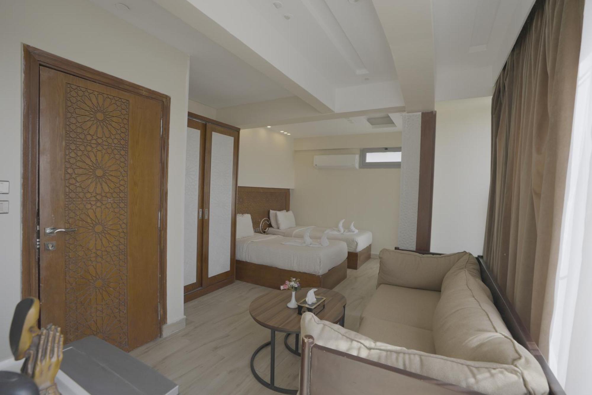 Queen Cleopatra Pyramids Hotell Kairo Exteriör bild