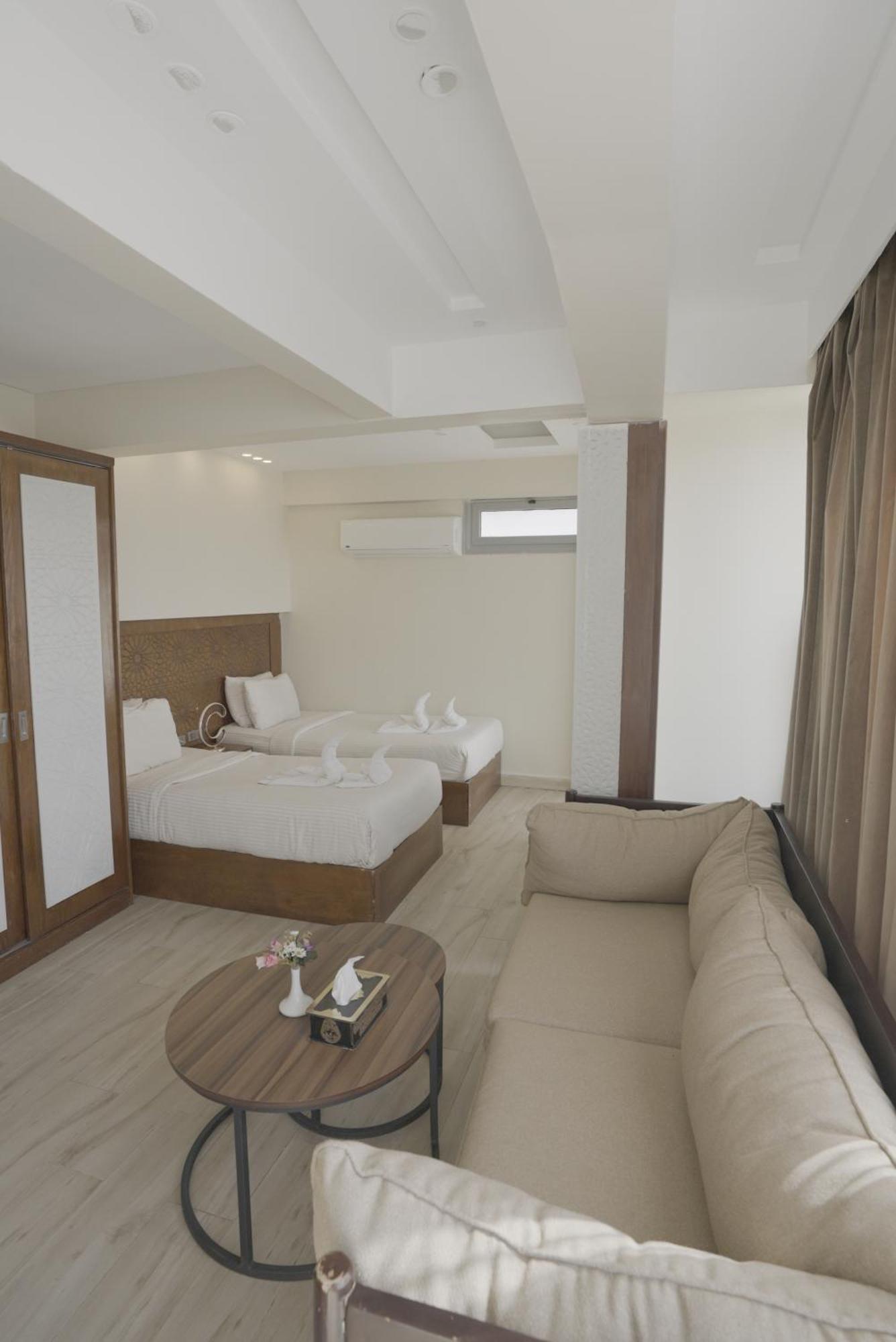 Queen Cleopatra Pyramids Hotell Kairo Exteriör bild